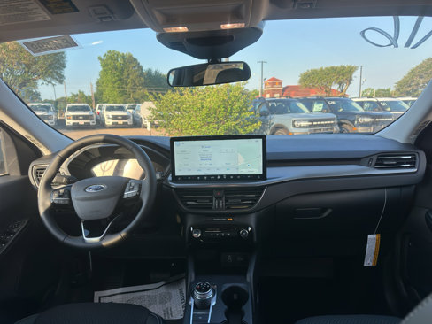 New 2025 Ford Escape SE image 17