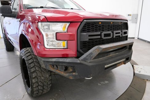Used 2017 Ford F150 Lariat image 38