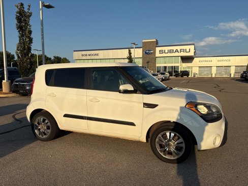 Used 2013 Kia Soul + w/ Audio Pkg image 1