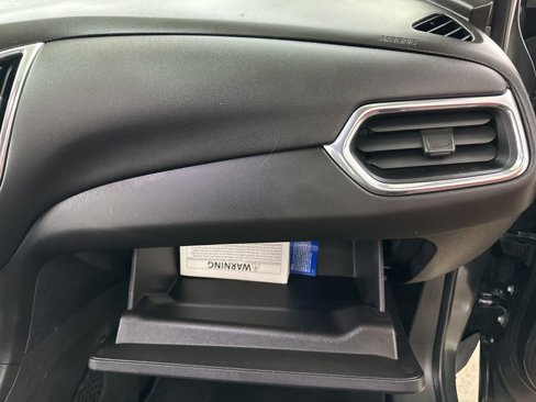 Used 2018 Chevrolet Equinox LT image 20