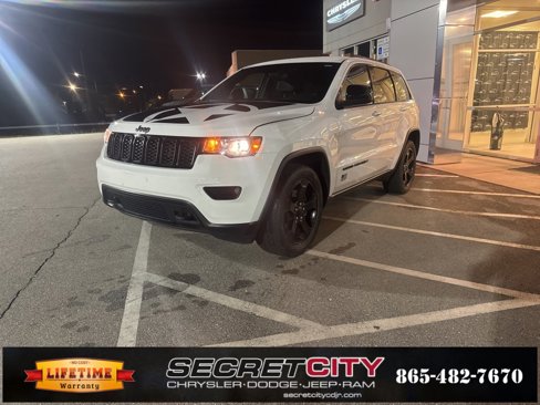 Used 2021 Jeep Grand Cherokee Freedom Edition image 3