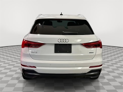 Used 2022 Audi Q3 2.0T Premium image 3