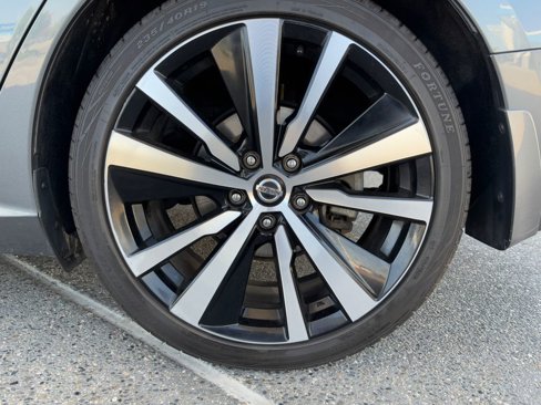 Used 2020 Nissan Altima 2.0 Platinum image 33