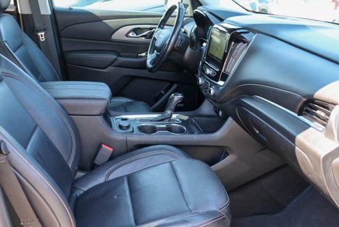 Used 2018 Chevrolet Traverse LT image 19