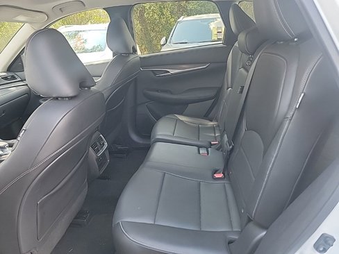 Certified 2022 INFINITI QX50 Luxe image 7