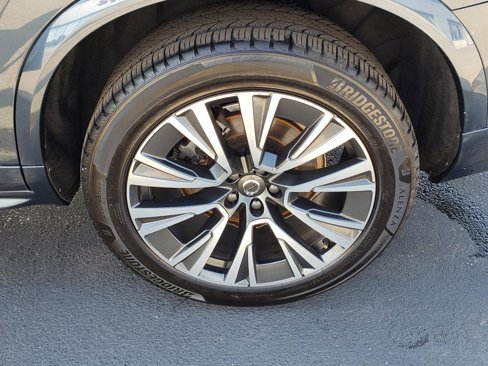Used 2020 Volvo XC90 T5 Momentum w/ Protection Package image 27