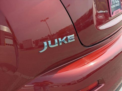 Used 2011 Nissan Juke SL image 11