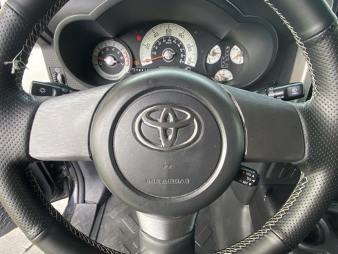 Used 2008 Toyota FJ Cruiser 4WD image 17