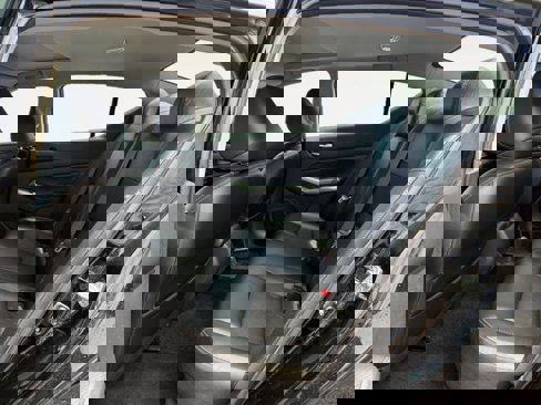 Used 2019 Nissan Altima 2.5 SR image 13