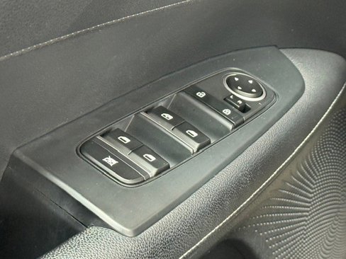 Used 2020 Kia Forte GT-Line image 32