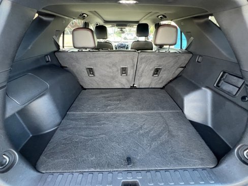 Used 2023 Chevrolet Equinox RS w/ RS Leather Package image 44