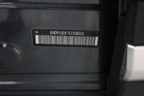Used 2025 Kia Sportage LX image 92