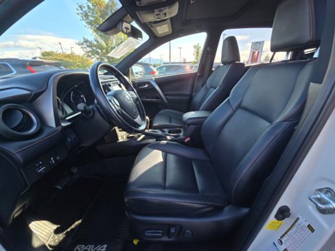 Used 2017 Toyota RAV4 SE image 23