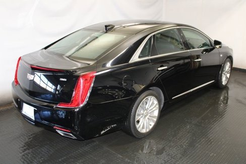 Used 2019 Cadillac XTS Luxury image 4