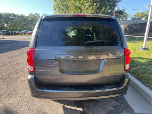 Used 2019 Dodge Grand Caravan SE w/ UConnect Hands-Free Group image 6