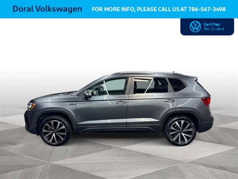 Certified 2022 Volkswagen Taos SE image 5