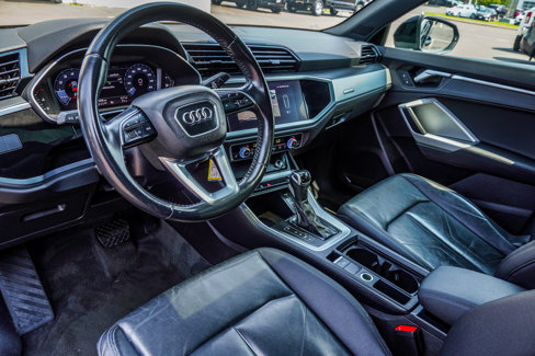 Used 2020 Audi Q3 2.0T Premium image 17