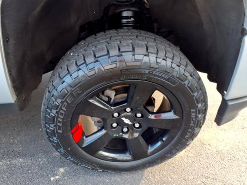 Used 2019 Chevrolet Silverado 1500 LT w/ All Star Edition image 28