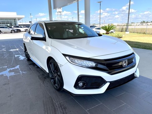 Used 2018 Honda Civic Sport Touring image 3