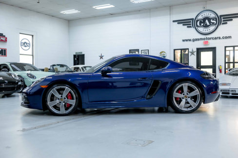 Used 2021 Porsche 718 Cayman GT4 image 10