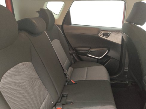 Used 2021 Kia Soul LX image 19