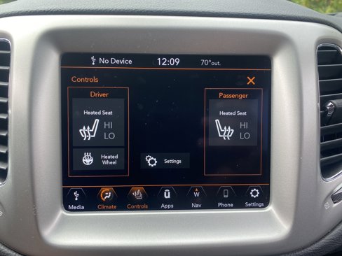 Certified 2021 Jeep Compass 80th Special Edition w/ Sun and Sound Group image 37