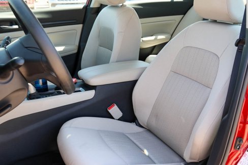Used 2025 Nissan Altima 2.5 SV image 10