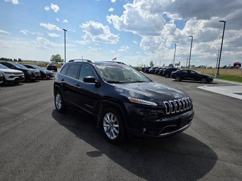 Used 2016 Jeep Cherokee Limited w/ Luxury Group image 3