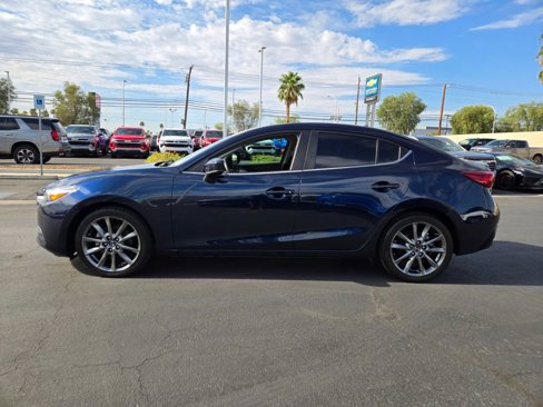 Used 2018 MAZDA MAZDA3 Touring image 3