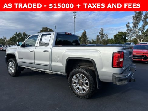 Used 2015 GMC Sierra 2500 SLT w/ Suspension Package, Off-Road image 4