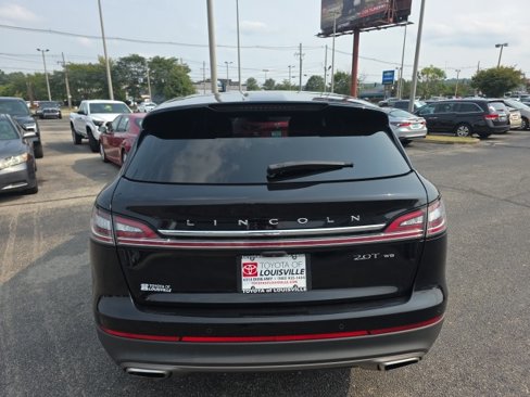 Used 2020 Lincoln Nautilus Reserve image 6
