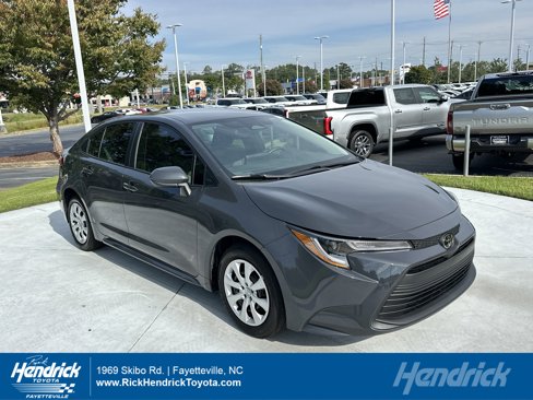 Certified 2024 Toyota Corolla LE image 1