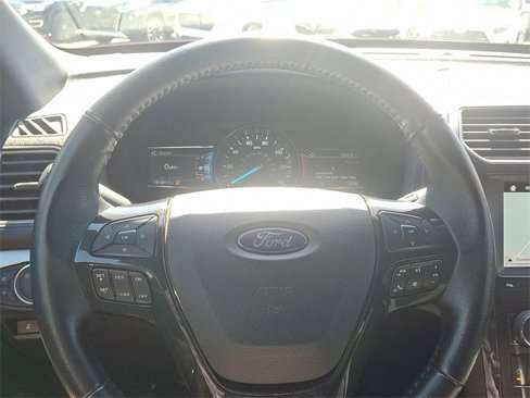 Used 2019 Ford Explorer XLT w/ Equipment Group 202A image 20