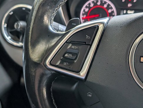 Used 2018 Chevrolet Camaro LT image 14