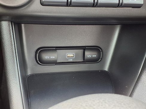 Used 2022 Kia Sportage LX image 11