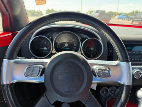 Used 2003 Chevrolet SSR image 15