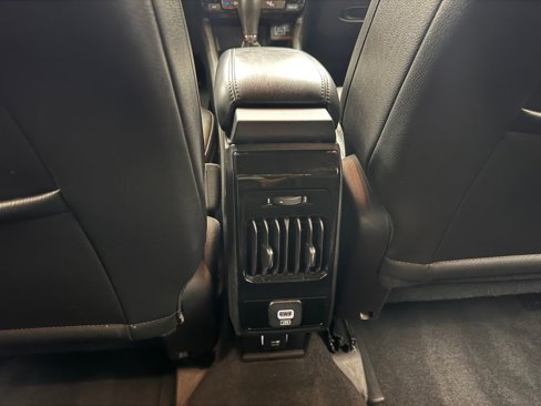 Used 2024 Jeep Compass Latitude image 26