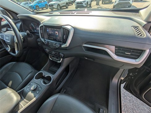 Used 2024 GMC Terrain SLT image 34