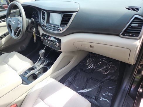 Used 2018 Hyundai Tucson SEL image 25