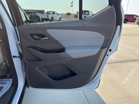 Used 2020 Chevrolet Traverse LT image 22