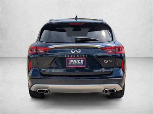 Used 2021 INFINITI QX50 Luxe image 7