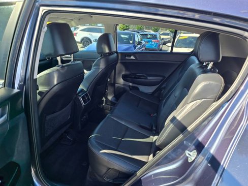 Certified 2020 Kia Sportage EX image 18