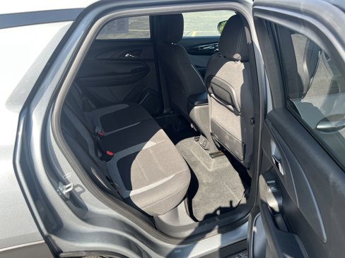 Used 2025 Chevrolet TrailBlazer LT w/ Convenience Package image 14