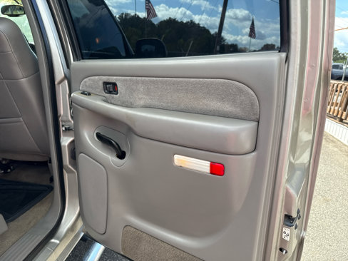 Used 2002 Chevrolet Silverado 2500 LT w/ Off-Road Skid Plate Pkg image 16