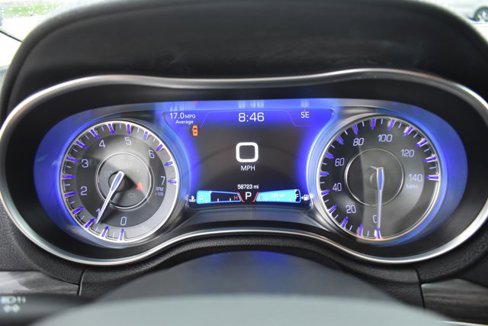 Used 2020 Chrysler 300 Touring w/ Driver Convenience Group image 21