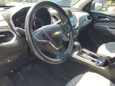 Used 2018 Chevrolet Equinox Premier image 16