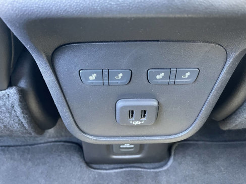 Used 2022 Chevrolet Equinox Premier image 5