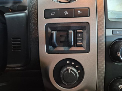 Used 2015 Ford Expedition EL XLT w/ Equipment Group 202A image 21