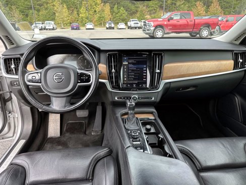 Used 2018 Volvo S90 T6 Inscription image 16