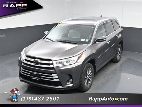 Used 2018 Toyota Highlander XLE image 26